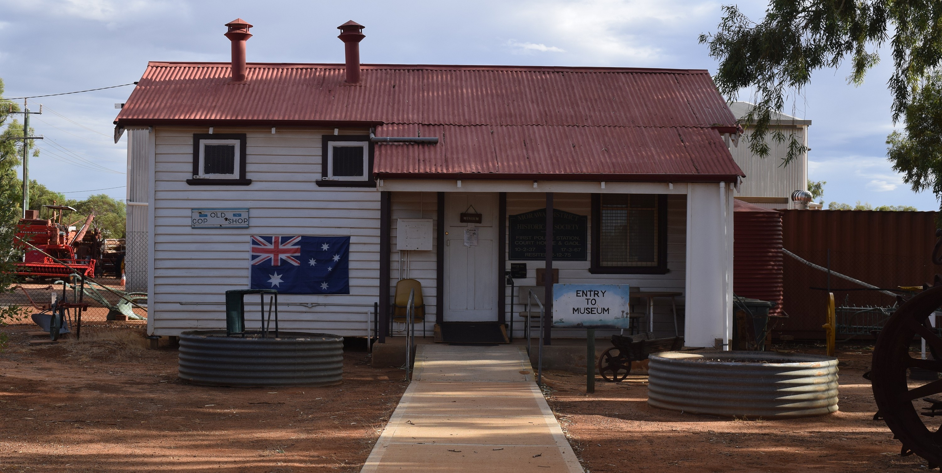 front entry to the Morawa Museum - old police station